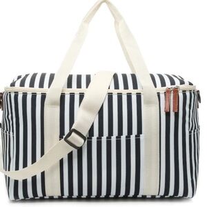 Insulated cooler bag